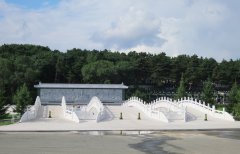 一面墙，一路景：九龙照壁浮雕景墙的诗画之美