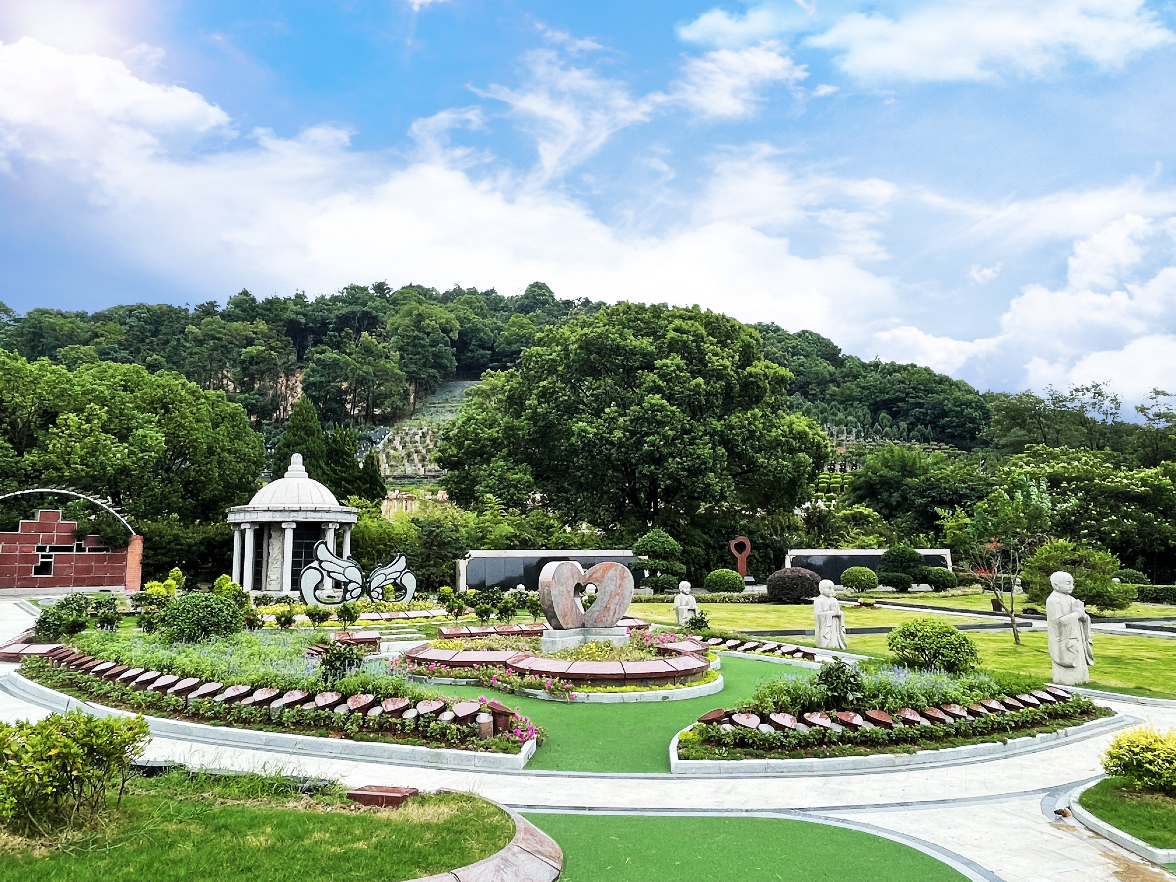 方寸间的大文章，引领现代葬文化