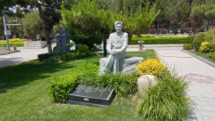 孙礼仁留想碑落成：以《思考》之名，传承艺术之魂