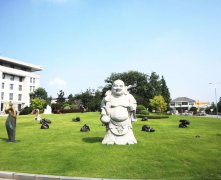 石雕艺术：凝固的时光，永恒的美学